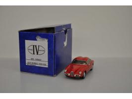 Alfa Romeo 1900 SSZ, Model IV Factory, hand built, 1:43, red, Near Mint (outer carton damaged).