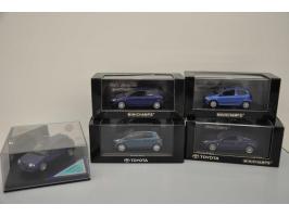 Toyota Corolla 2001, Minichamps, 1:43, blue, Near Mint (antenna slightly bent, bit dusty), Toyota Yaris, Kyosho, 1:43, blue, 
