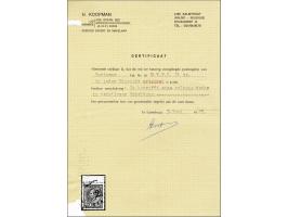 Hulpuitgifte 2½ op 50 cent oranjebruin tanding 14 kleine gaten met variëteit sterk verschoven opdruk, pracht ex. met certific