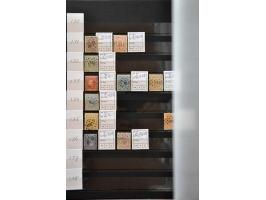 puntstempels, collectie tussen 1-255 op diverse waarden en emissies w.b. mooie afdrukken en betere kantoren, totaal ca. 300 e