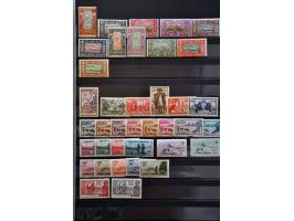 15 cent oranjebruin tanding 12½ x 12 grote gaten, pracht ex. (miniem hoekvouwtje rechtsonder), cat.w. 700 