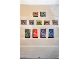 Hulpuitgifte 10 en 12½ cent in keerdrukparen met tussenstrook, cat.w. 775+