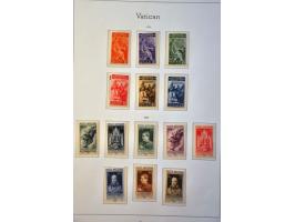 Hulpuitgifte 12½ cent rood in keerdrukparen met en zonder tussenstrook, pracht ex. met verzoekafstempeling, cat.w. 912